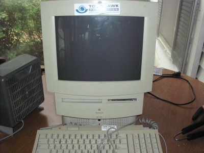 macintosh lc520.jpg